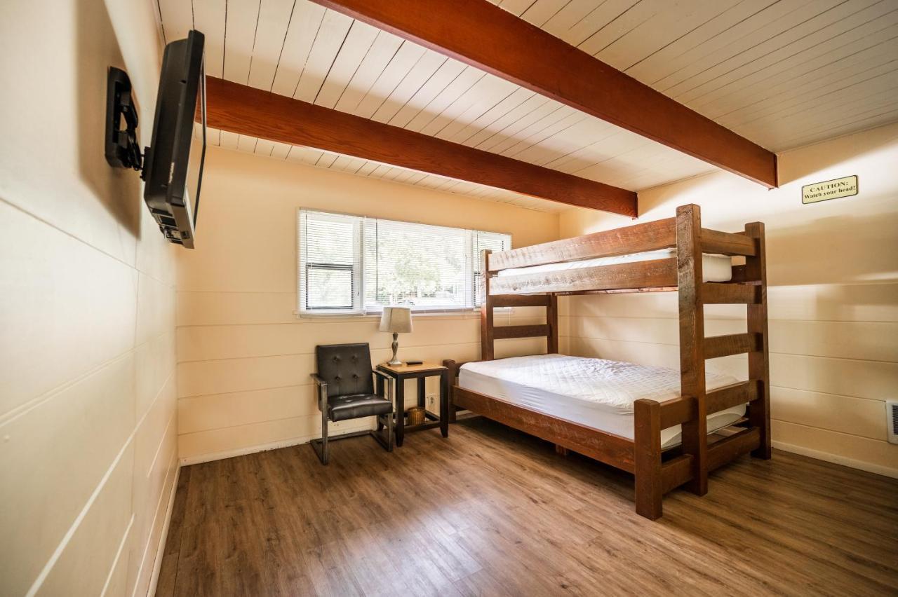 Redwood Meadows Rv Resort Crescent City Exterior photo