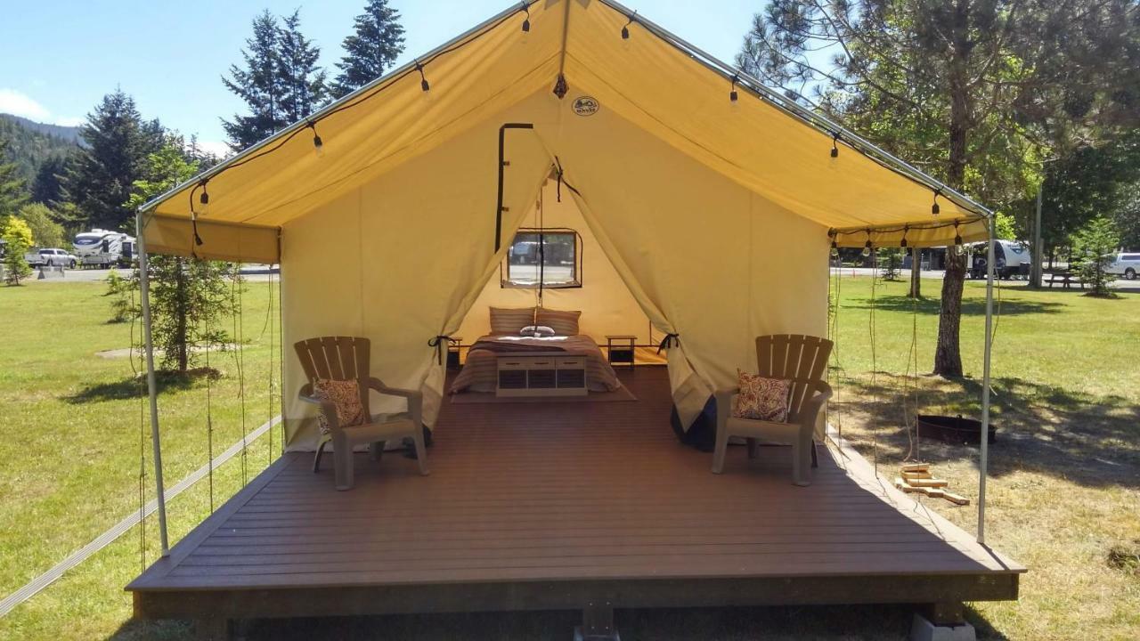 Redwood Meadows Rv Resort Crescent City Exterior photo